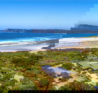 Cloudy Bay Beach House - New Castle Holiday