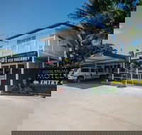 Cool Palms Motel Mackay - New Castle Holiday