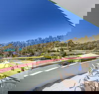 Fathoms 17 - New Castle Holiday