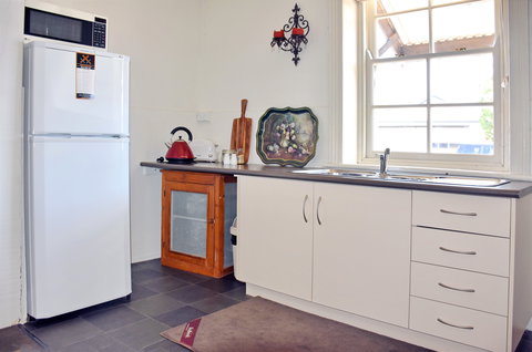 Henry On Yorkes Bed & Breakfast - New Castle Holiday 1