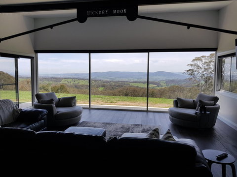 Hickory Moon - New Castle Holiday 2