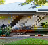 Kenilworth Cottage Barcaldine - New Castle Holiday