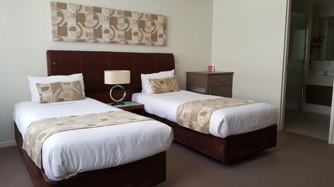 Quality Suites Fremantle - New Castle Holiday 1
