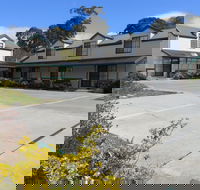 Queechy  Motel - New Castle Holiday