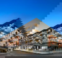 Quest Orange - New Castle Holiday