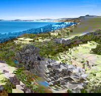 Rainbow Sea Resort - New Castle Holiday