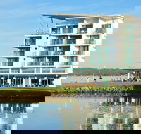 Ramada Apartment - New Castle Holiday