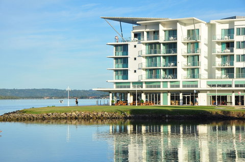 Ramada Apartment - New Castle Holiday 0