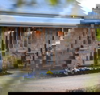 Riverline Cottage - New Castle Holiday