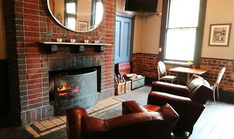 Royal Mail Hotel Braidwood - New Castle Holiday 2