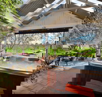 Stephanette's Cottage - New Castle Holiday