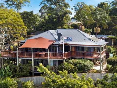 Tamborine Mountain Bed And Breakfast - New Castle Holiday 0