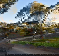 Watervale Retreat - New Castle Holiday