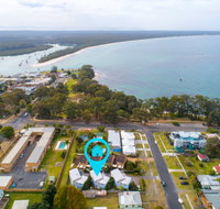 White Sands Deck House - New Castle Holiday