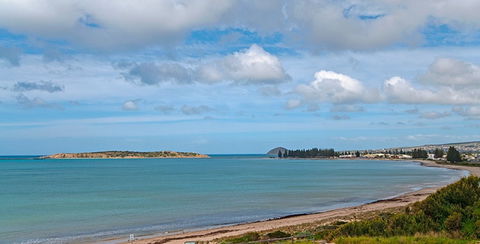 Absolute - Hayward Court, Victor Harbor - New Castle Holiday 0