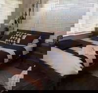 Apartments On-The-Park 47  March - New Castle Holiday