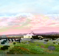 Barella Cabins - New Castle Holiday