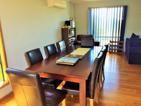 Bashams Beach House - New Castle Holiday 2