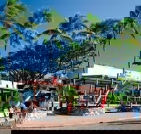 Base Airlie Beach Resort - New Castle Holiday
