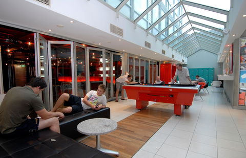 Base Backpackers St Kilda - New Castle Holiday 1