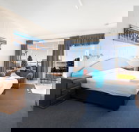 Blue Seas Motel - New Castle Holiday