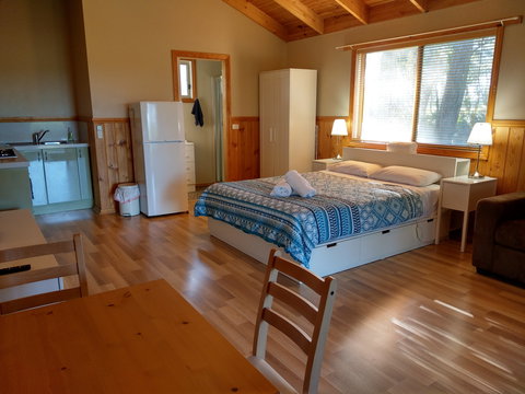 Blue Wren Haven - New Castle Holiday 1