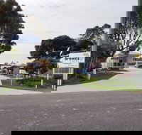 Browns Rocks Caravan Park - New Castle Holiday