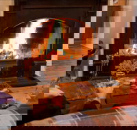 Brown's House Bed  Breakfast - New Castle Holiday