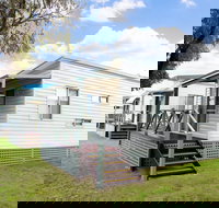 Cee and See Caravan Park - New Castle Holiday