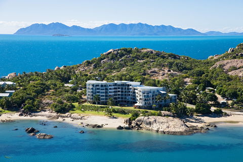 Coral Cove Apartments - New Castle Holiday 0