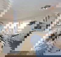 Cottesloe Blue Apartment - New Castle Holiday