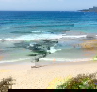 Cronulla Seabreeze Bed and Breakfast - New Castle Holiday