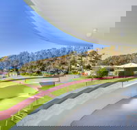 Fathoms 9 - New Castle Holiday