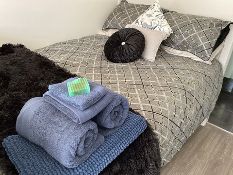 ForknFarm Homestead - New Castle Holiday 2