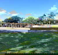 Golfers Retreat Motel - New Castle Holiday