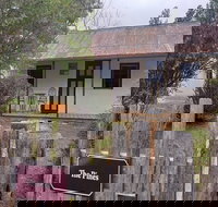 Hill End Pines Cottage - New Castle Holiday