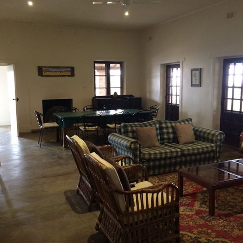 Little Paddock Homestead - New Castle Holiday 1