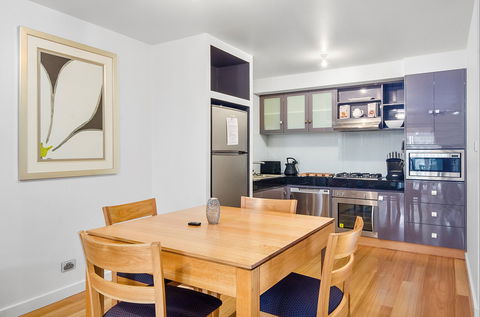 Mt Gambier Apartments - New Castle Holiday 1