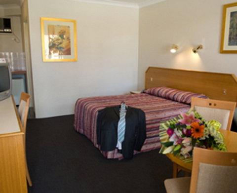 Narellan Motor Inn - New Castle Holiday 0