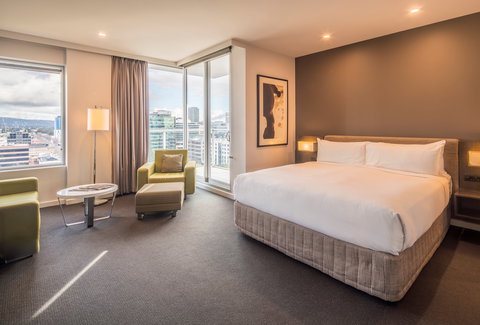 Pullman Adelaide - New Castle Holiday 1