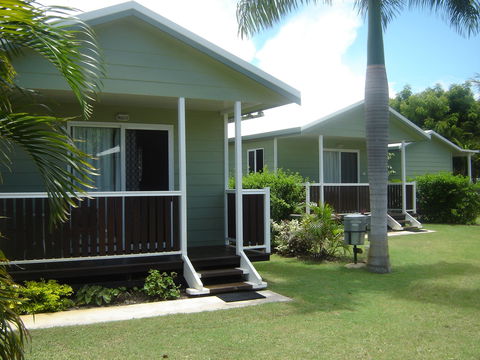 Queens Beach Tourist Village - New Castle Holiday 0