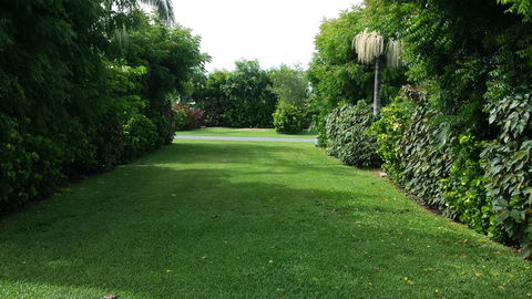 Queens Beach Tourist Village - New Castle Holiday 1