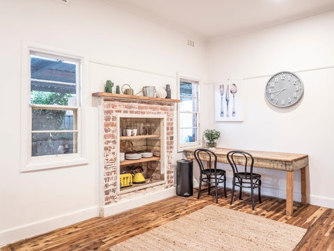 River Place By Place Accommodation - New Castle Holiday 0