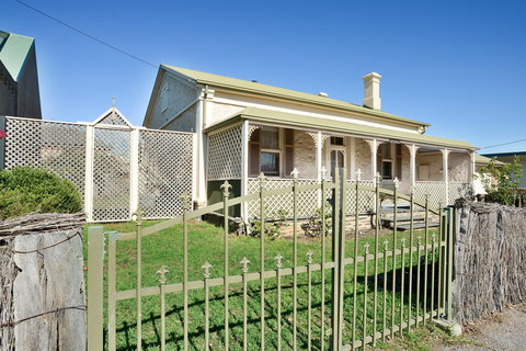 Rothesay - New Castle Holiday 0