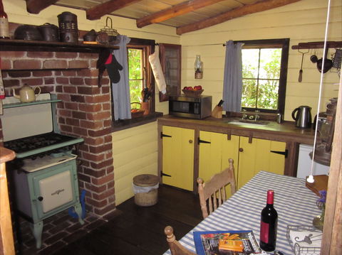Settlers Hut - New Castle Holiday 0