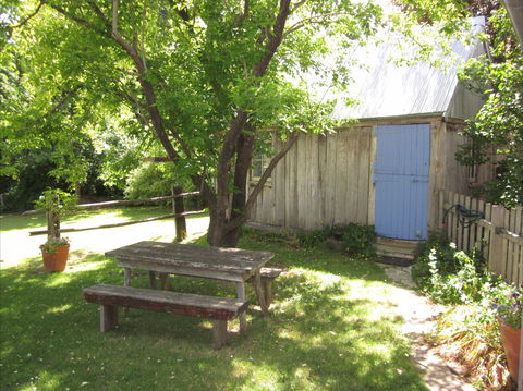 Settlers Hut - New Castle Holiday 1