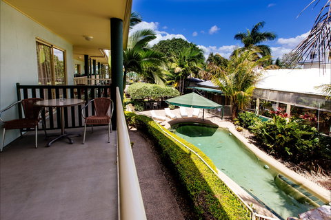 Shamrock Gardens Motel - New Castle Holiday 0