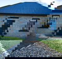 Storekeeper's Boutique Accommodation - New Castle Holiday