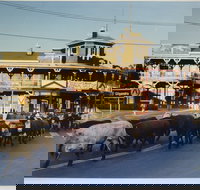 The Commercial Hotel Coonamble - New Castle Holiday