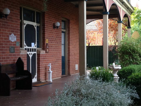 The Abbey Bed And Breakfast - New Castle Holiday 1